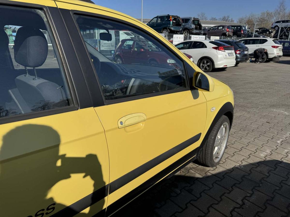 Hyundai Getz Cross original T&uuml;r vorn rechts 3W Willow Green 5-T&uuml;rer Rohbau Bj.2008